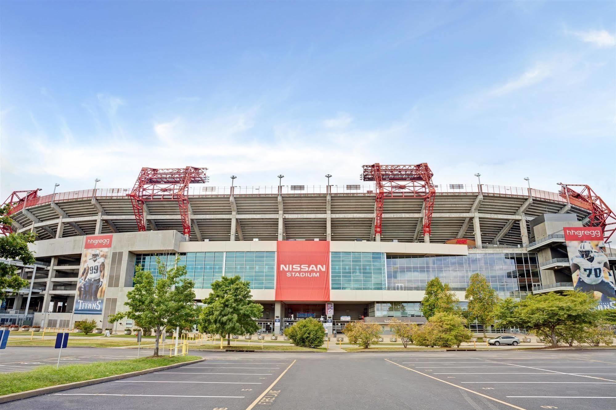 Super 8 By Wyndham Nashville Downtown Exterior foto